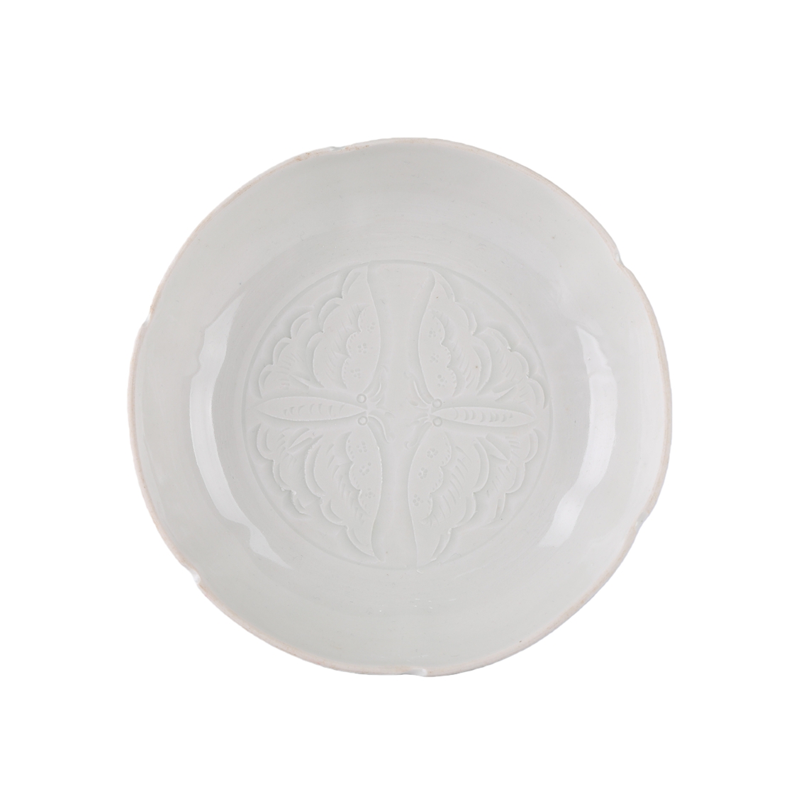 01064 Chinese white glazed butterfly patterned porcelain plate