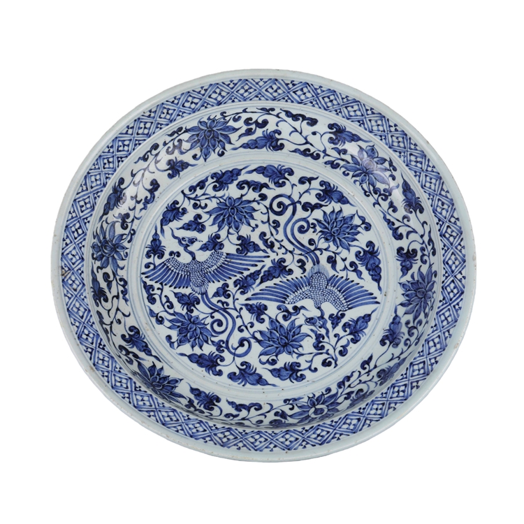 01085 Chinese Large Blue and White porcelain Plate with Interlocking Lotus & Phoenix Pattern