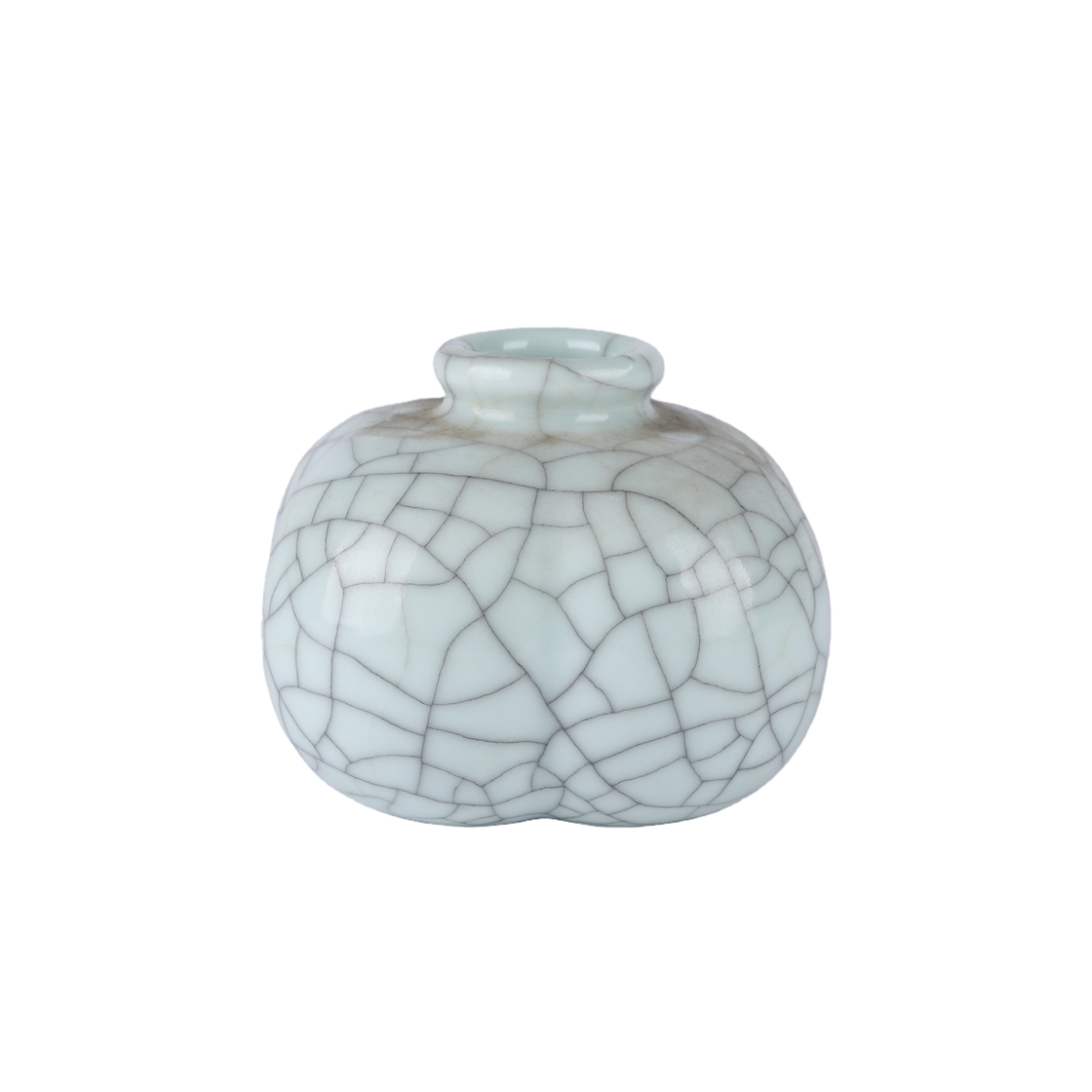 01153 ancient China Porcelain with cracks patterns