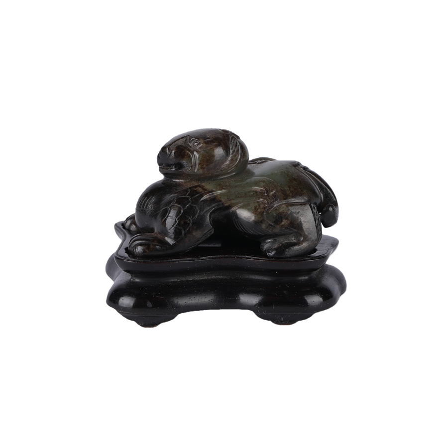 01185 Chinese ancient jade animals