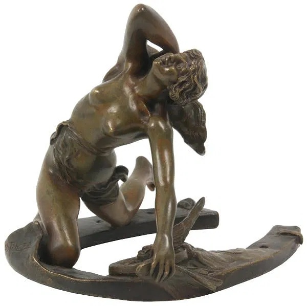 41 Bronze figurine ornament