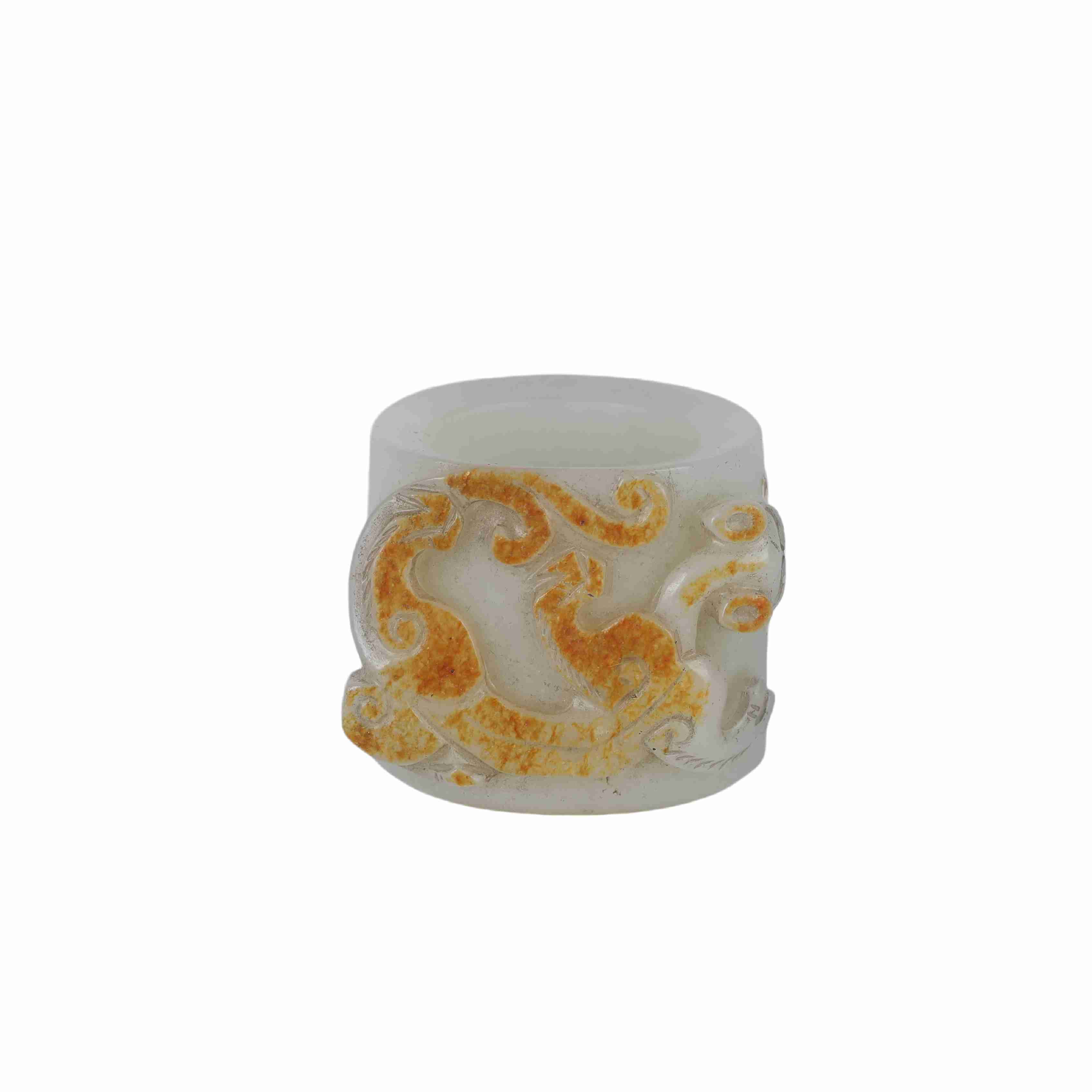 123 Chinese Hotan white jade carved ring, 18th