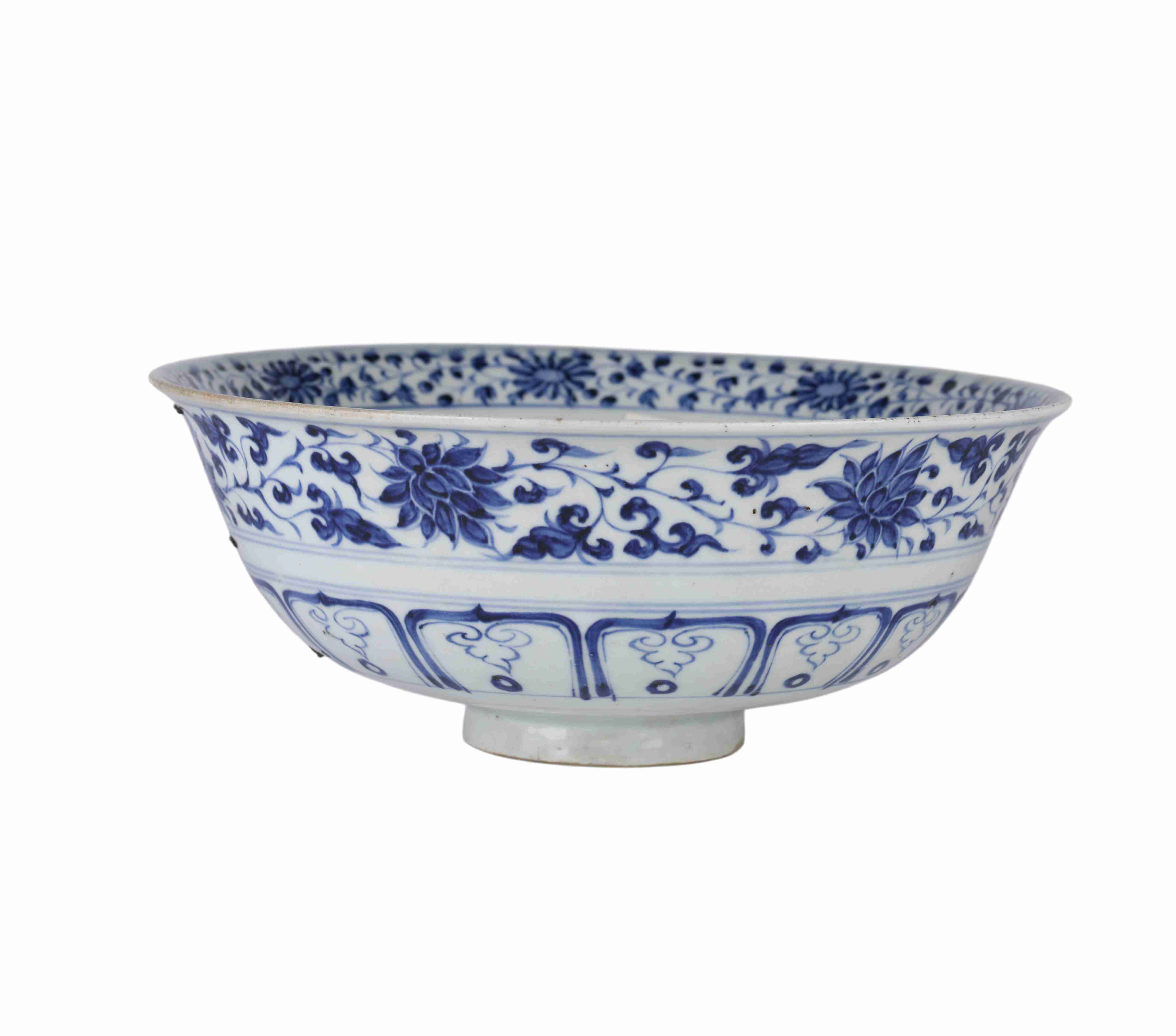 144 Chinese blue and white glazed porcelain bowl, yuan